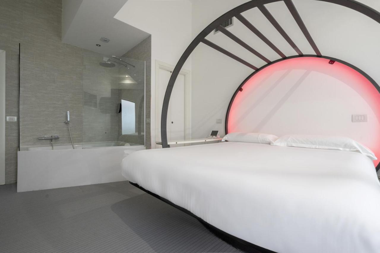 Pensión Colosseum Jacuzzi Suites