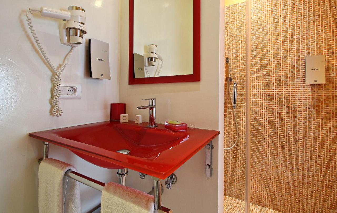 Colosseum Jacuzzi Suites Pensión Roma