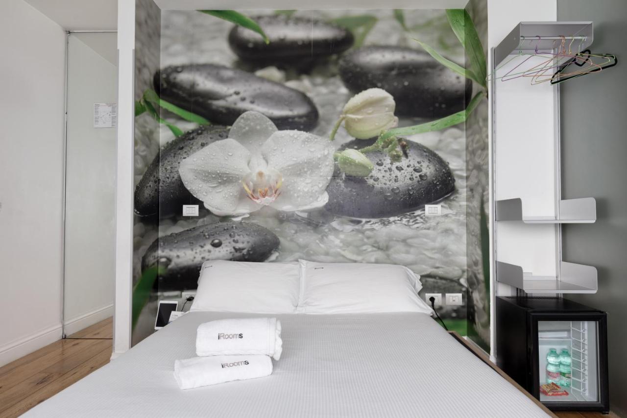 Colosseum Jacuzzi Suites Pensión