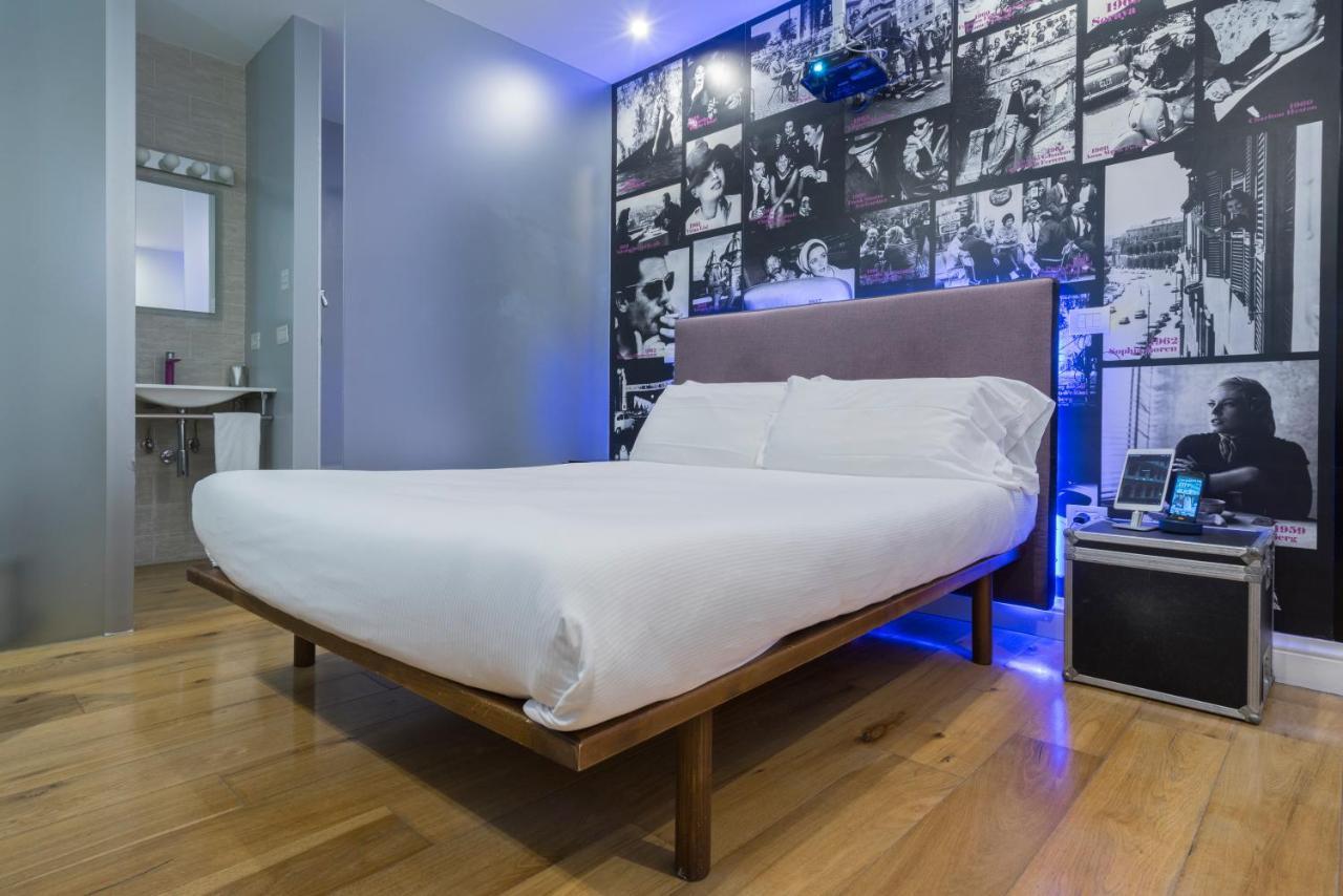 Colosseum Jacuzzi Suites Pensión Roma